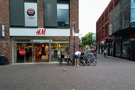 h&m delft openingstijden